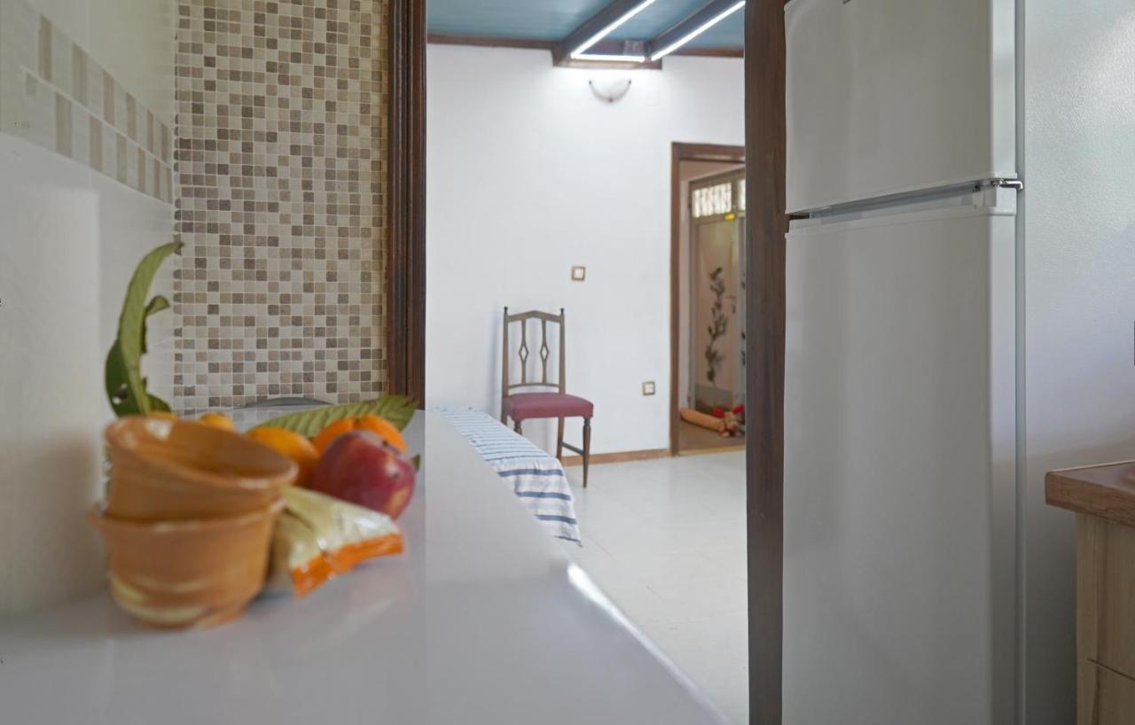 Veni Olive House Villa Kalamáta Eksteriør bilde